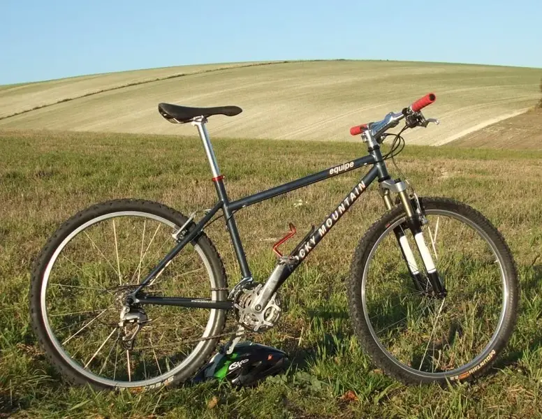 1997 Rocky Mountain Equipe size 17.5 at Upper Housedean Farm.webp