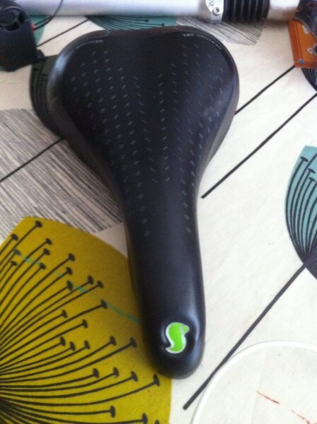 Selle Sportourer Gel Top.jpg