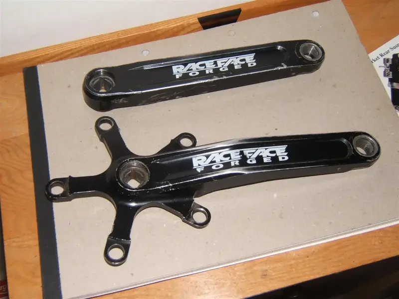 Race Face Forged Cranks 002 (Large).webp