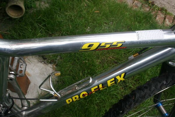 top tube.jpg