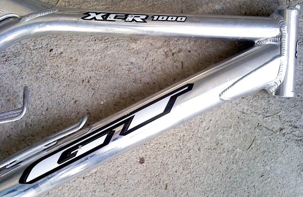 XCR-fin-decal-side.jpg