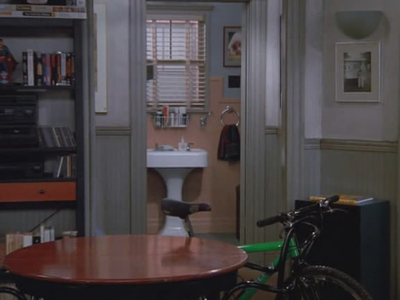 Seinfeld.S09E09.The.Apology.DVDRip.XviD-SiNK.avi_snapshot_09.48_[2012.08.12_03.32.02].jpg