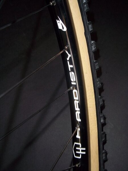 Specialized rims, Hardisty, Nike.jpg