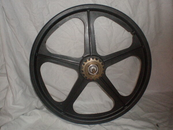 bmx wheels 001.JPG