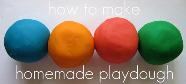 homemamde+playdough+020-small.jpg