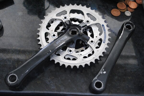 Shimano FC-M563 compact chainset.jpg