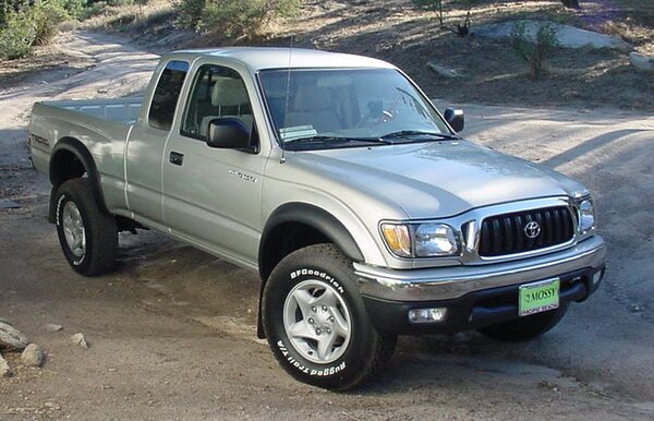 2003 Tacoma.jpg