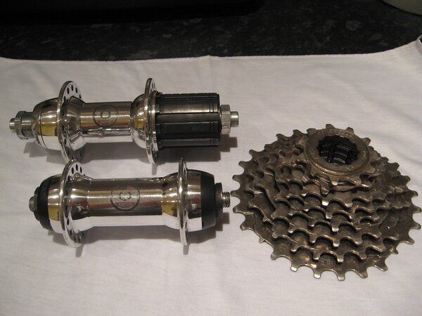 Sachs Quarz Hubs & Cassette.jpg