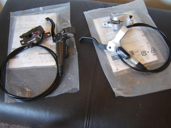 Shimano brakes 003 (Medium).JPG