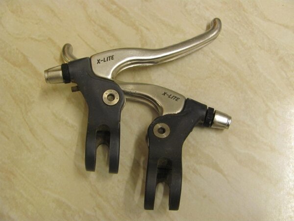 X-Lite Levers.jpg