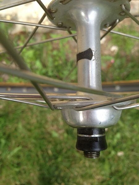 Campagnolo Hubs 120mm spacing 2.jpg