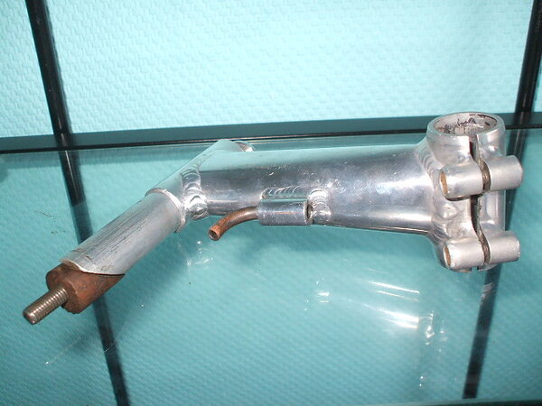 Alloy stem 01.JPG