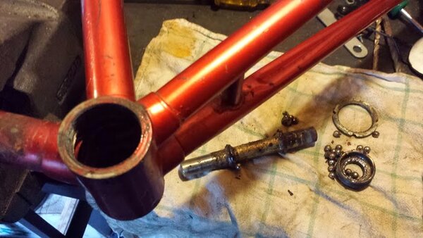 old barring and bottom bracket.jpg