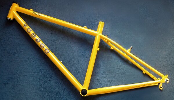 1999 VooDoo Hoodoo frame size 16.jpg