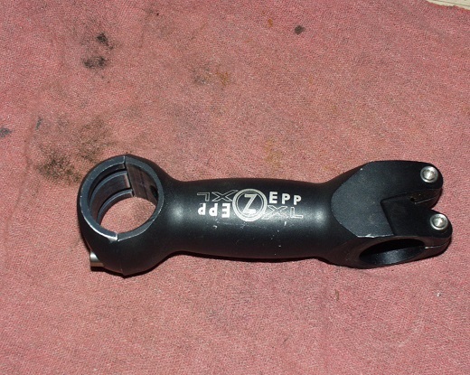 3T (Z) EEP XL Stem 110mm Right View.jpg