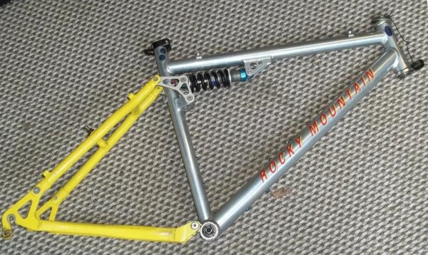 1996 Rocky Mountain Element frame size 19 £70.jpg