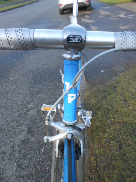 Pavey head tube.JPG