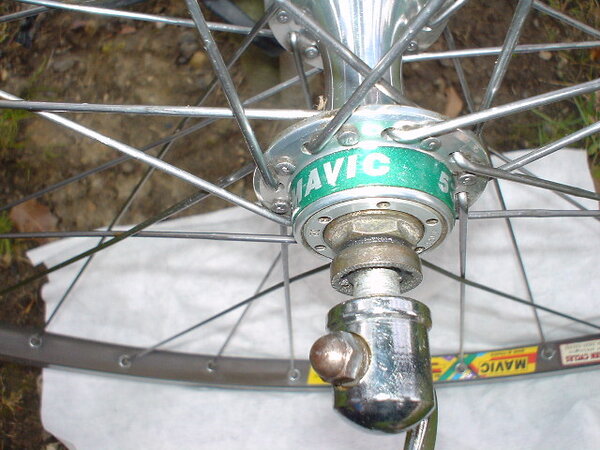 mavic front wheel 003.jpg