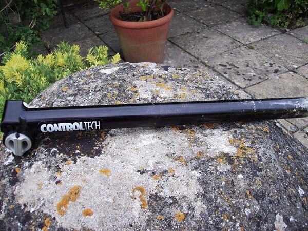 More seat post pics 001.JPG