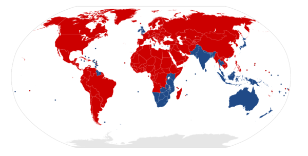 940px-Countries_driving_on_the_left_or_right.svg.png