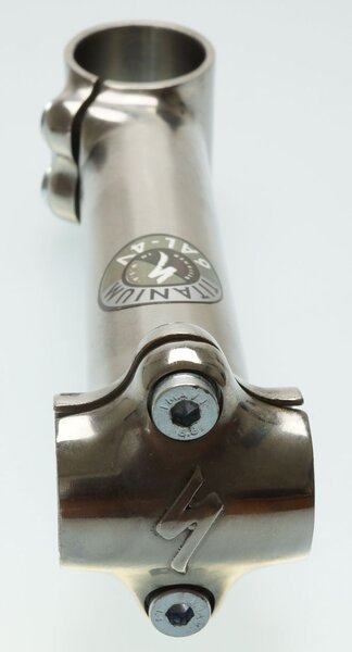 Specialized Titanium Stem 1,125 130 mm NOS 04.JPG