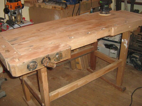 Joiners woodworking bench 001 (Custom).JPG