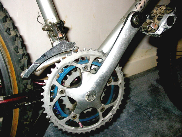 CAMPAGNOLO CRANK & MECH SMALL.jpg