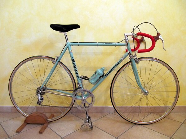 Bianchi Rekord 748 ex-vedovati 1978 (01).JPG