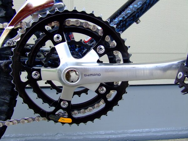 Crankset (800x600).jpg