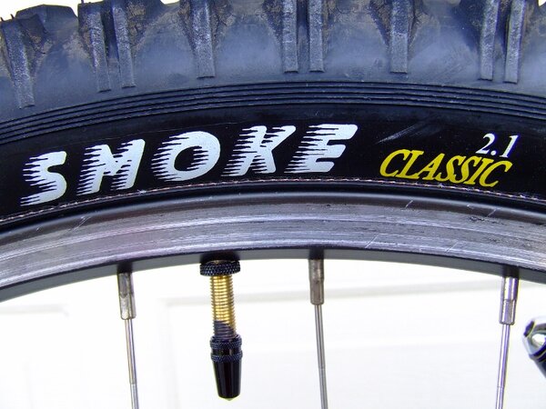 Rear Tire (800x600).jpg