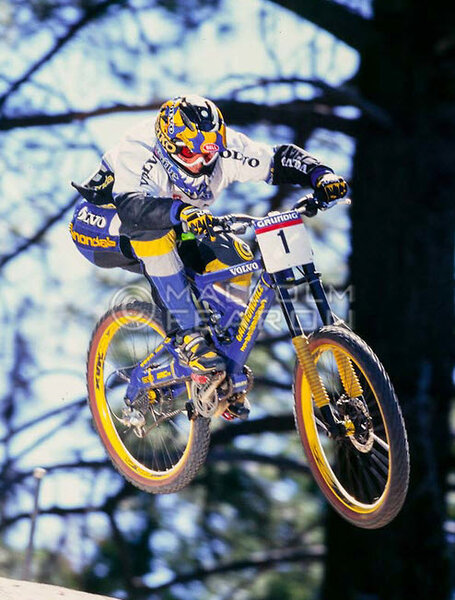 MISSY GIOVE TRAINING BIG BEAR, USA. GRUNDIG DOWNHILL WORLD CUP 1998.jpg