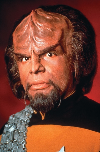 Lieutenant-Worf-star-trek-the-next-generation-9406774-331-500.jpg