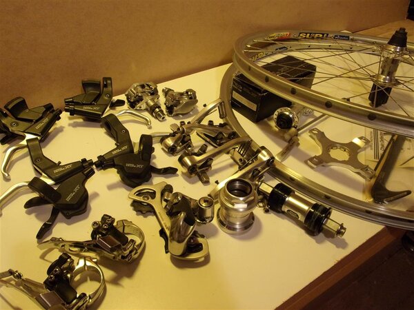 Shimano m739 Groupset 002 (Custom).JPG