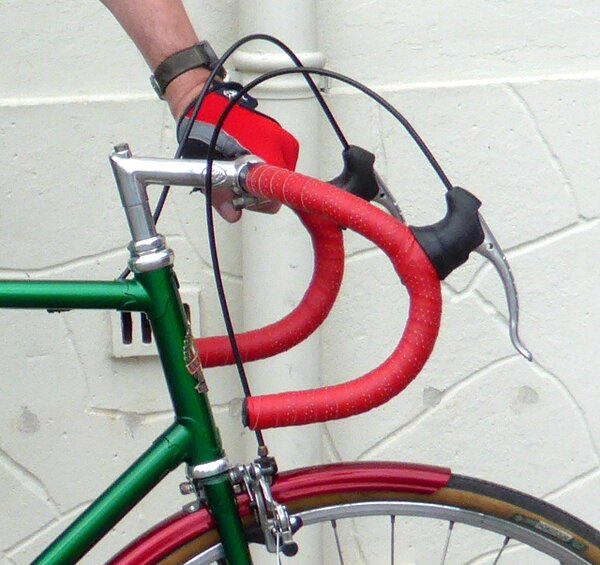 Track handlebars on Freddie Grubb fixie.JPG