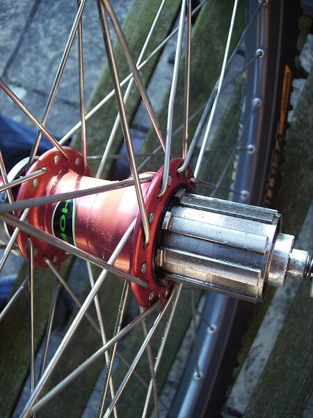 Brakes shifters Hope hub etc 013.JPG