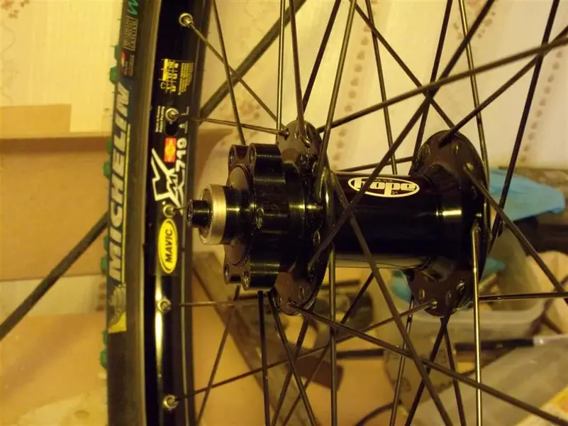 Hope pro2 on mavic x719 with michelin wildgripper frontS 005 (Custom).webp