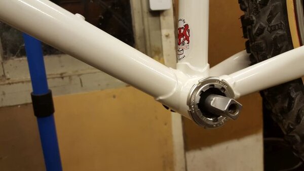 bottom bracket.jpg