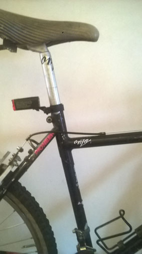 Seat post skewiff.jpg