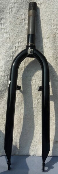 GT 3D forks 02 .jpg