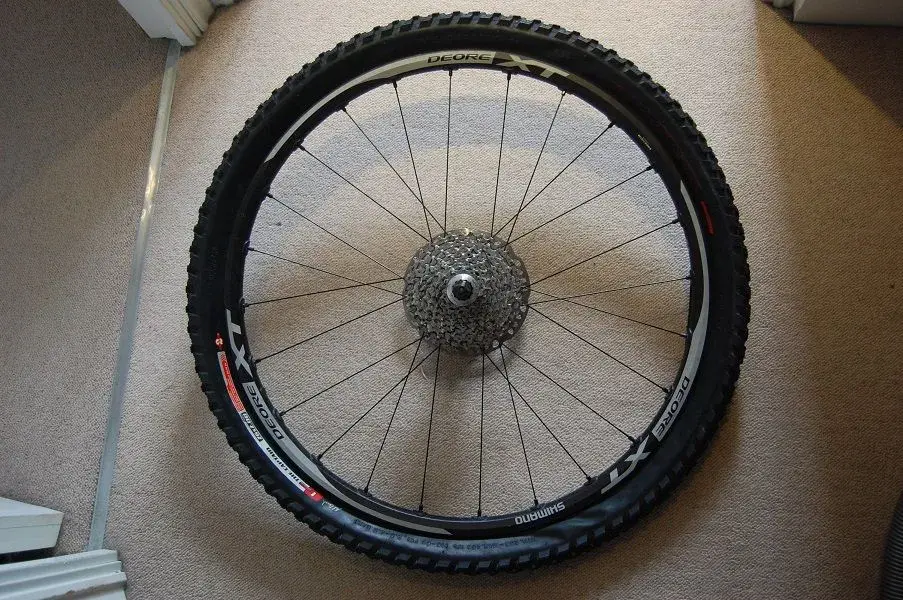 xt rear wheel 1.JPG