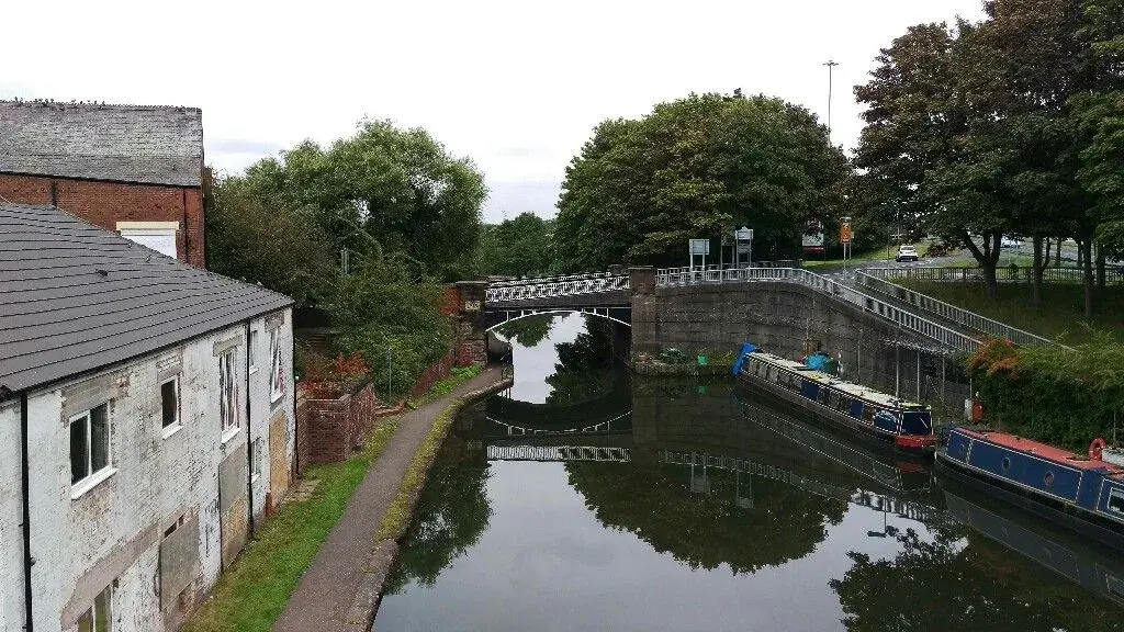 runcorncanalbasin.webp