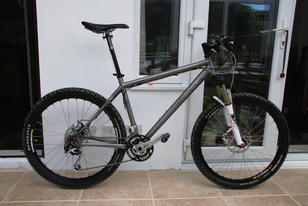 Commencal Titanium Limited Edition 022 i.jpg