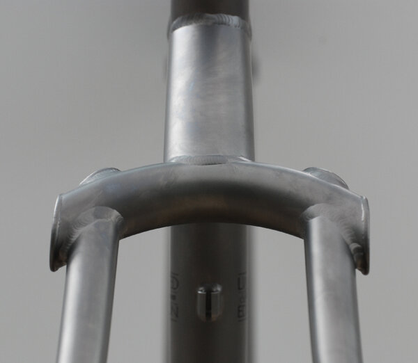 Commencal Titanium Limited Edition frame detail 7 i.jpg