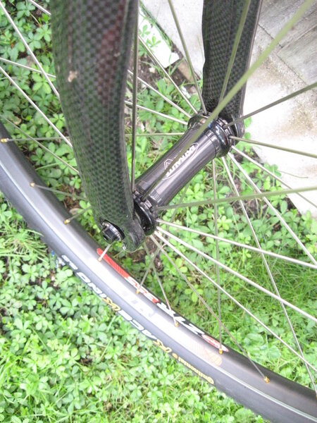 Front hub.jpg