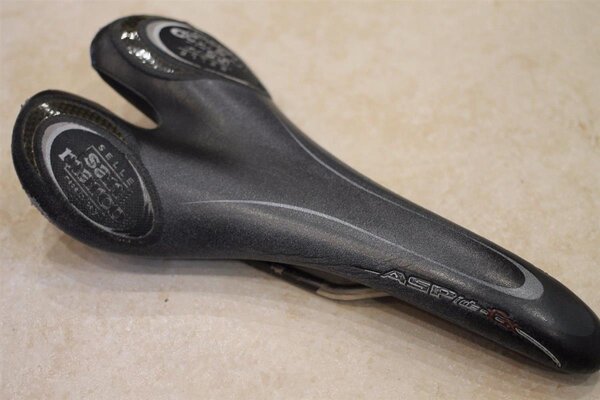 selle1 (Custom).jpg