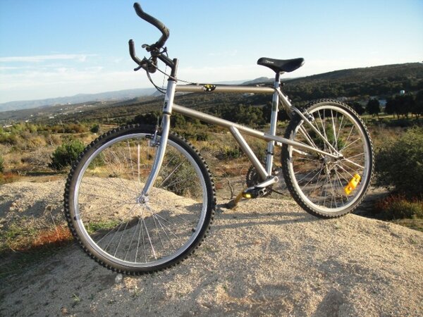 Mystery E-stay Bike 1.jpg