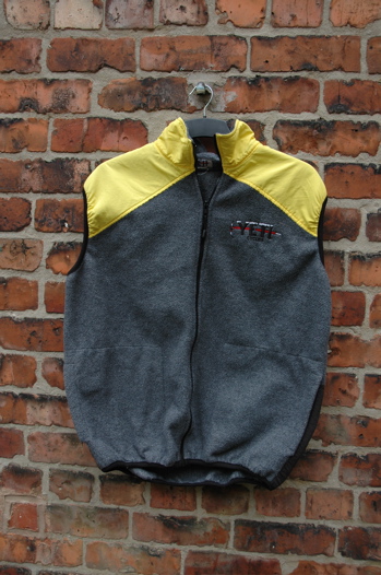 Yeti Gilet 1.jpg