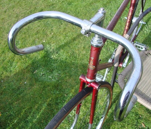 Handlebars fitted (1024x768).jpg