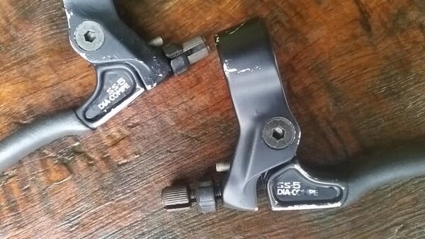 brake_levers_02.jpg