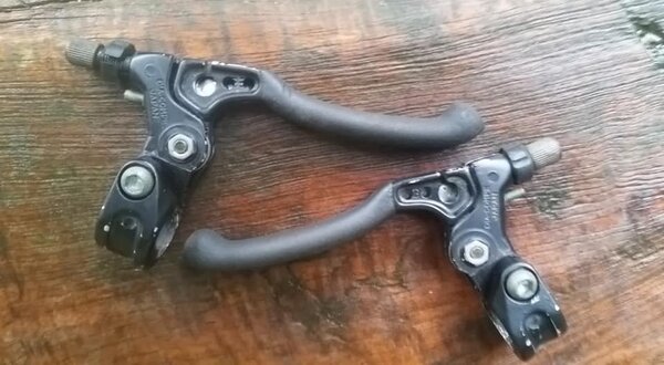 brake_levers_04.jpg